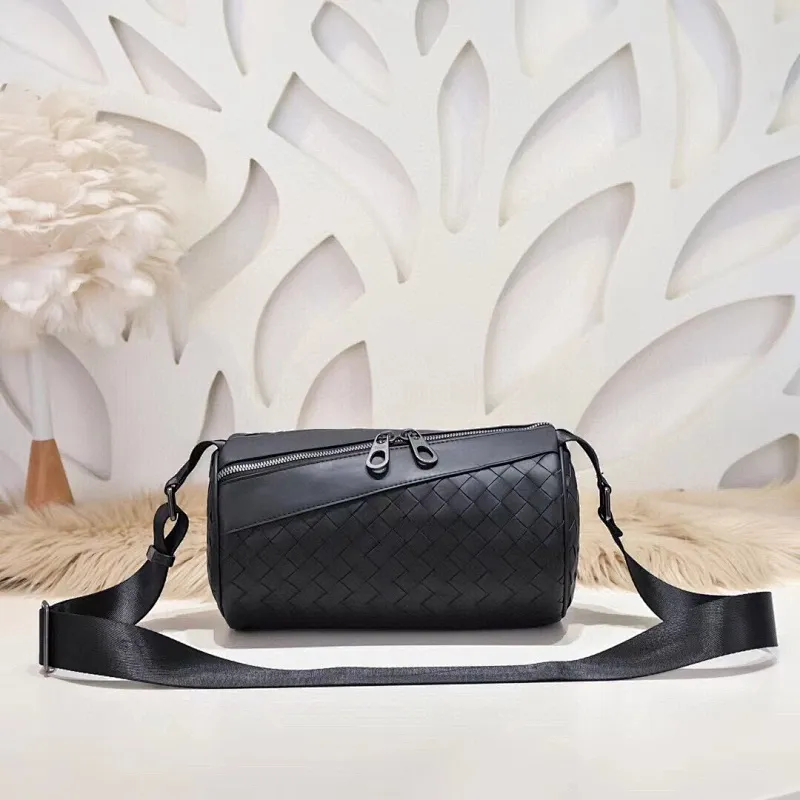 All categories 💚 Top version men’s bags 💚 BV 2024 new BV crossbody bag